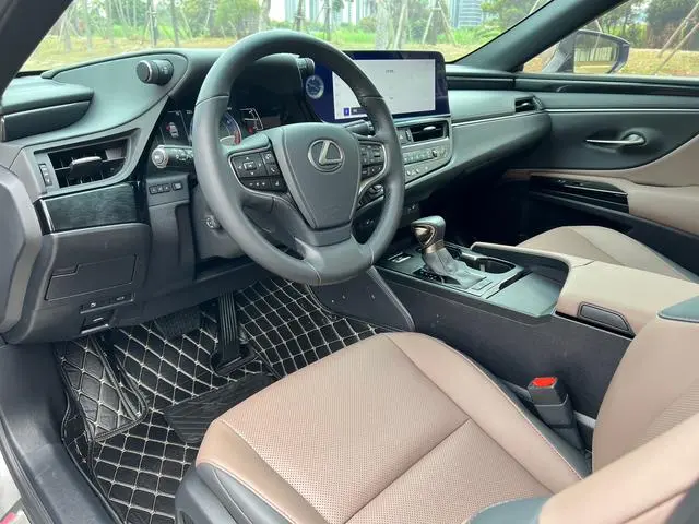 Lexus Lexus ES 200 Excellent Edition