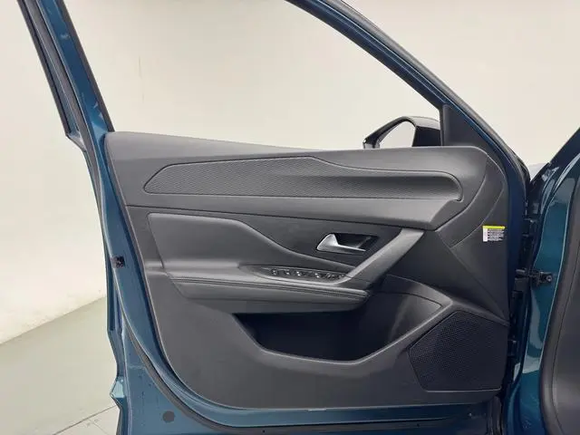 Peugeot Peugeot 408X 1.6T Gravity Version