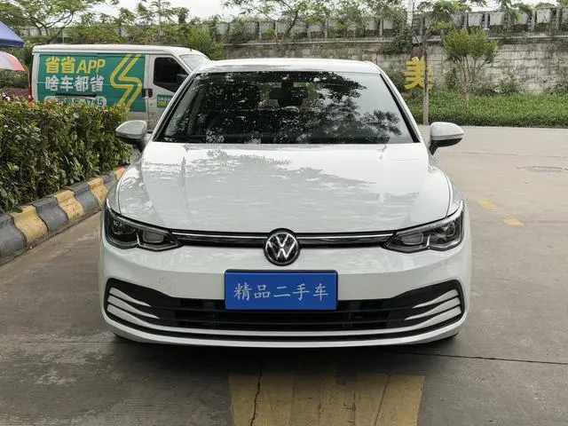 Volkswagen golf 200TSI DSG