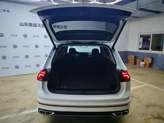 Volkswagen Tiguan L 330TSI two-wheel drive R-Line Premium edition