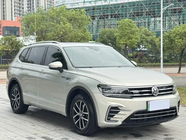 Volkswagen Tiguan L PHEV 430PHEV Hybrid Ultimate Edition
