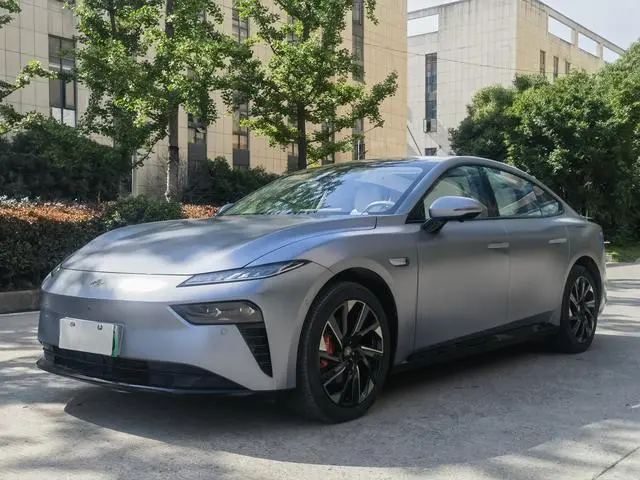 Dongfeng eπ eπ007 Pure electric 540 four-wheel drive Max version