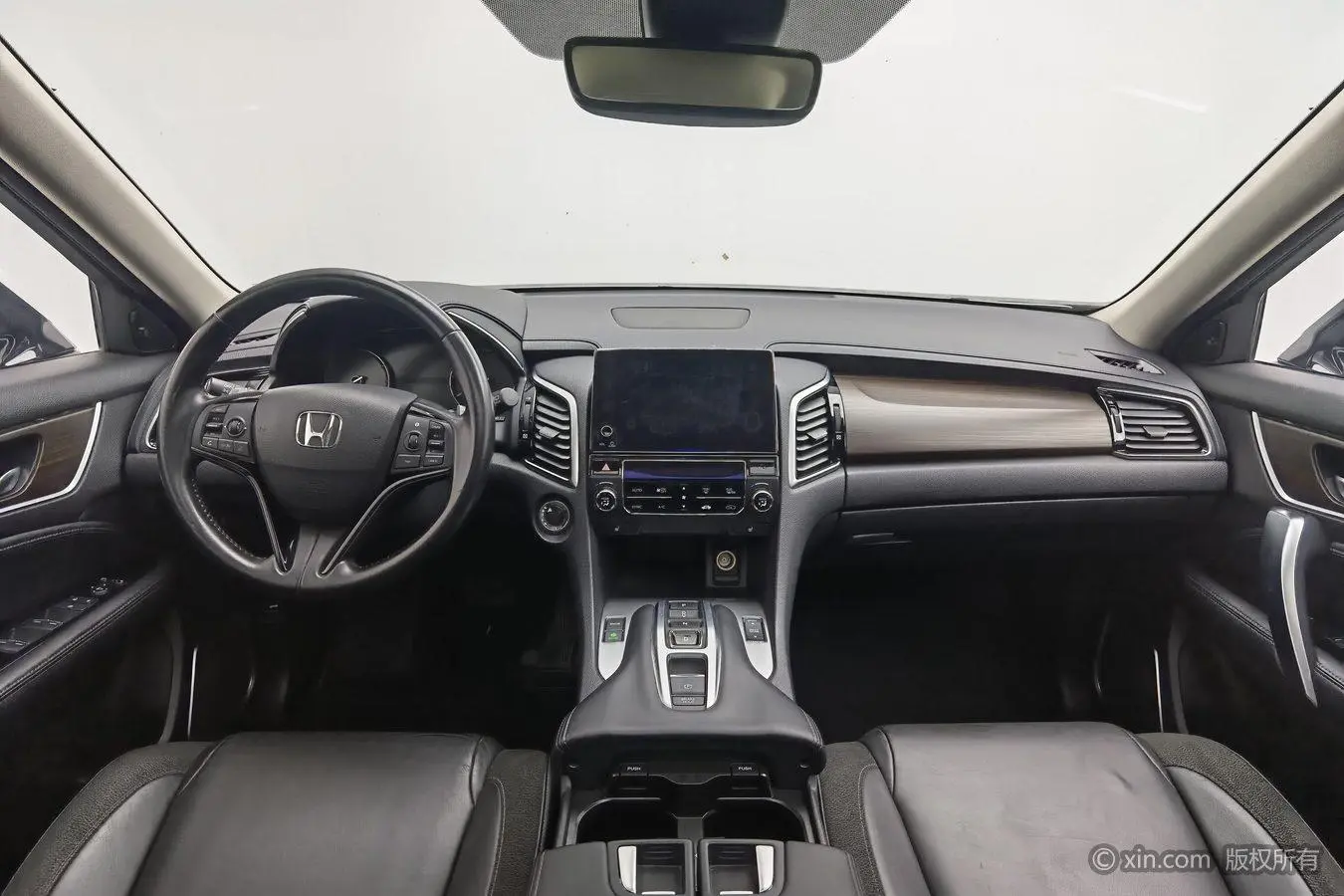 Honda Crown Road 370TURBO Four-wheel drive Exclusive Edition