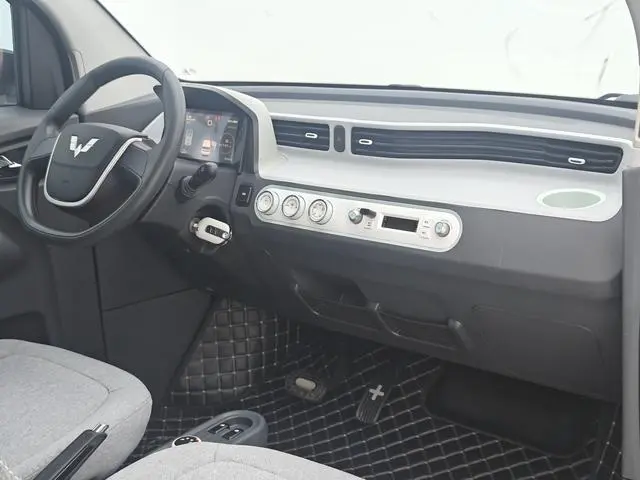 Wuling Wuling Hongguang MINIEV Macaron Premium Lithium Iron Phosphate