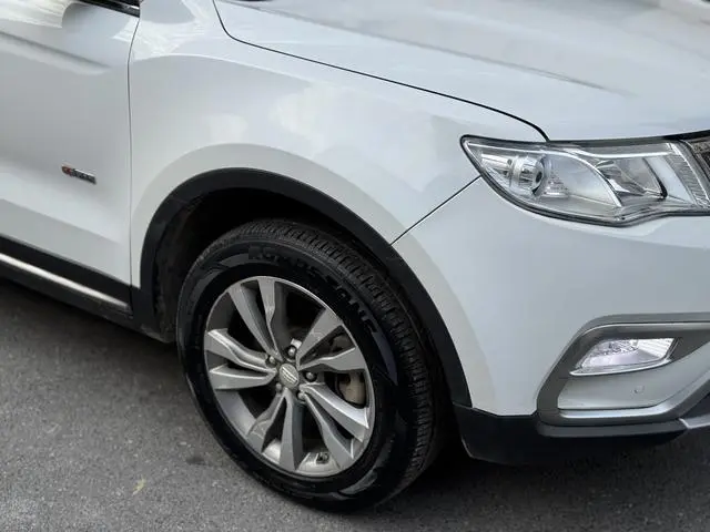 Geely Boyue 1.8TD automatic two-wheel drive intelligent 4G connected version