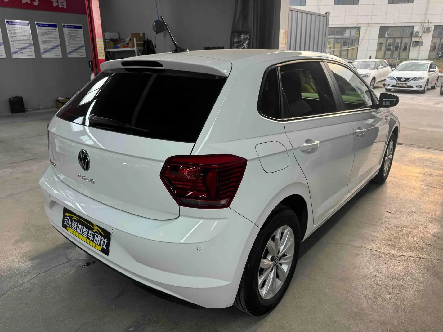 Volkswagen Polo Facelift Plus 1.5L automatic colorful technology version