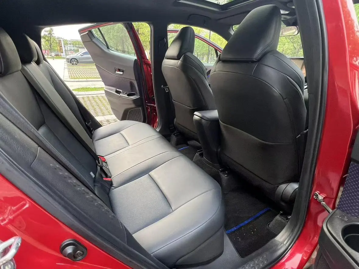 TOYOTA Toyota C-HR 2.0L Leading version