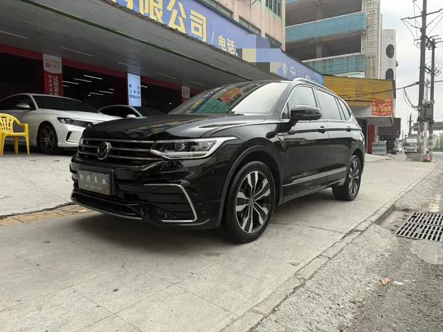 Volkswagen Tiguan L 330TSI two-wheel drive R-Line Premium edition