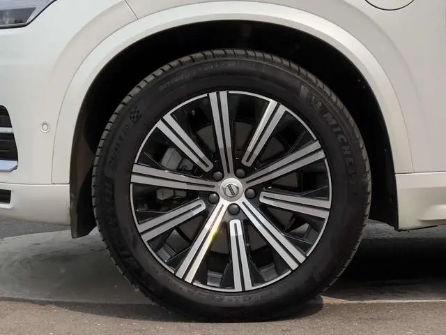 Volvo Volvo XC90 PHEV E-drive hybrid T8 Zhizun Deluxe Edition 7 Seats