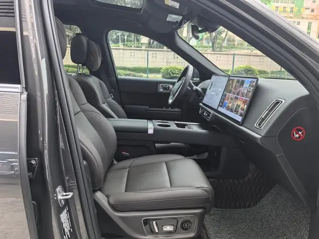 Li Auto Ideal L9 Max version