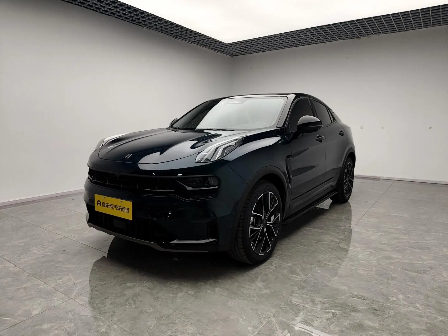 LYNK & CO Lynk 05 2.0TD two-wheel drive Halo