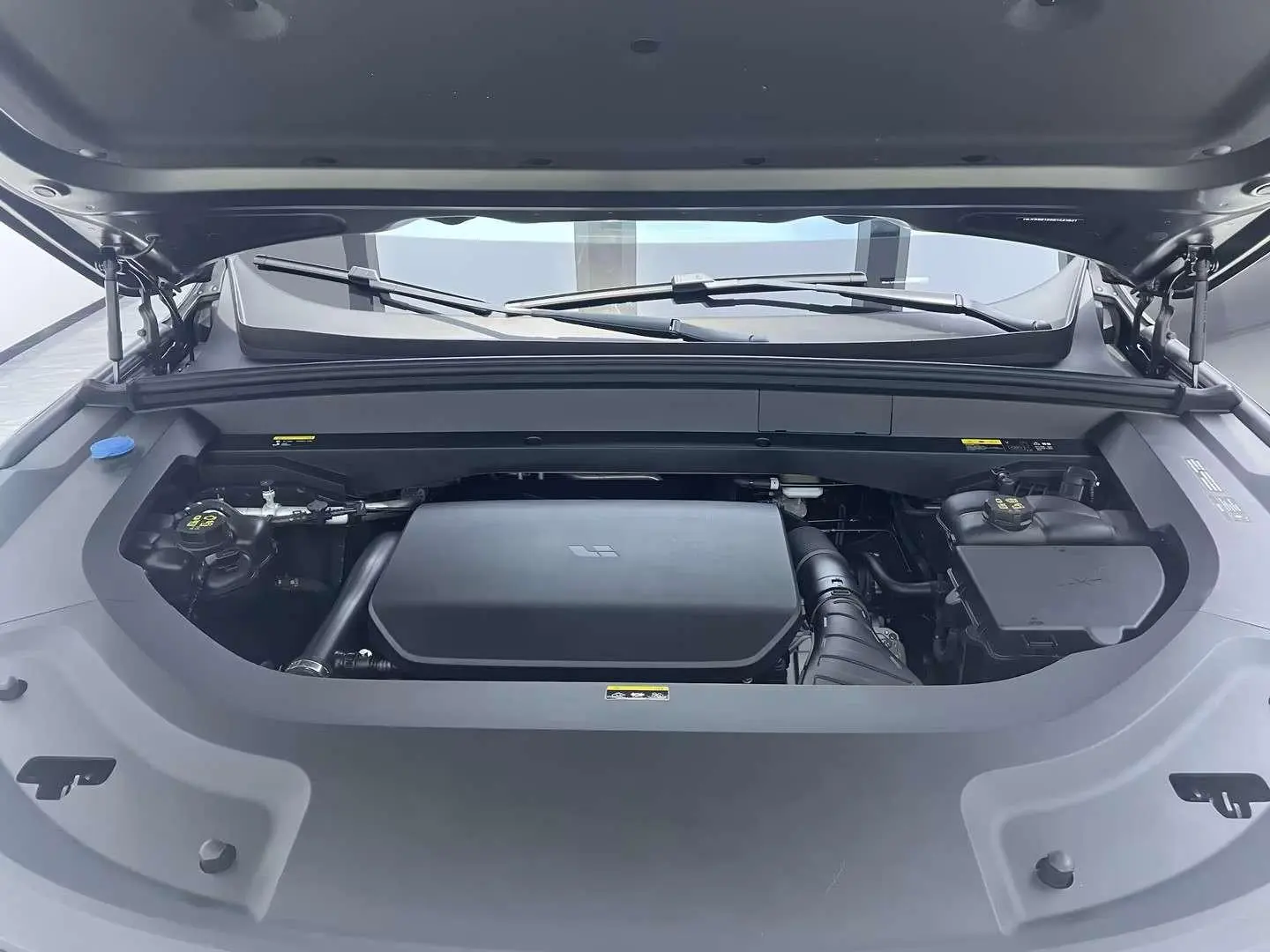 Li Auto Ideal L8 Max Smart new version