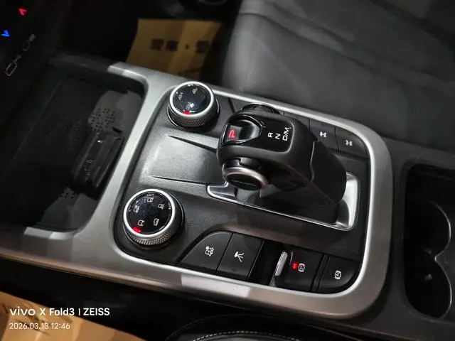 Tank Tank 300 2.0T Conqueror