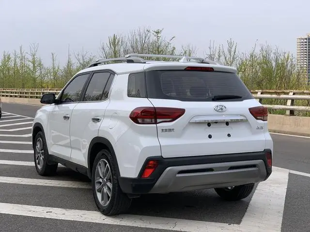 Hyundai Hyundai ix35 2.0L automatic two-wheel drive Zhiyong*Enjoy Edition Country VI