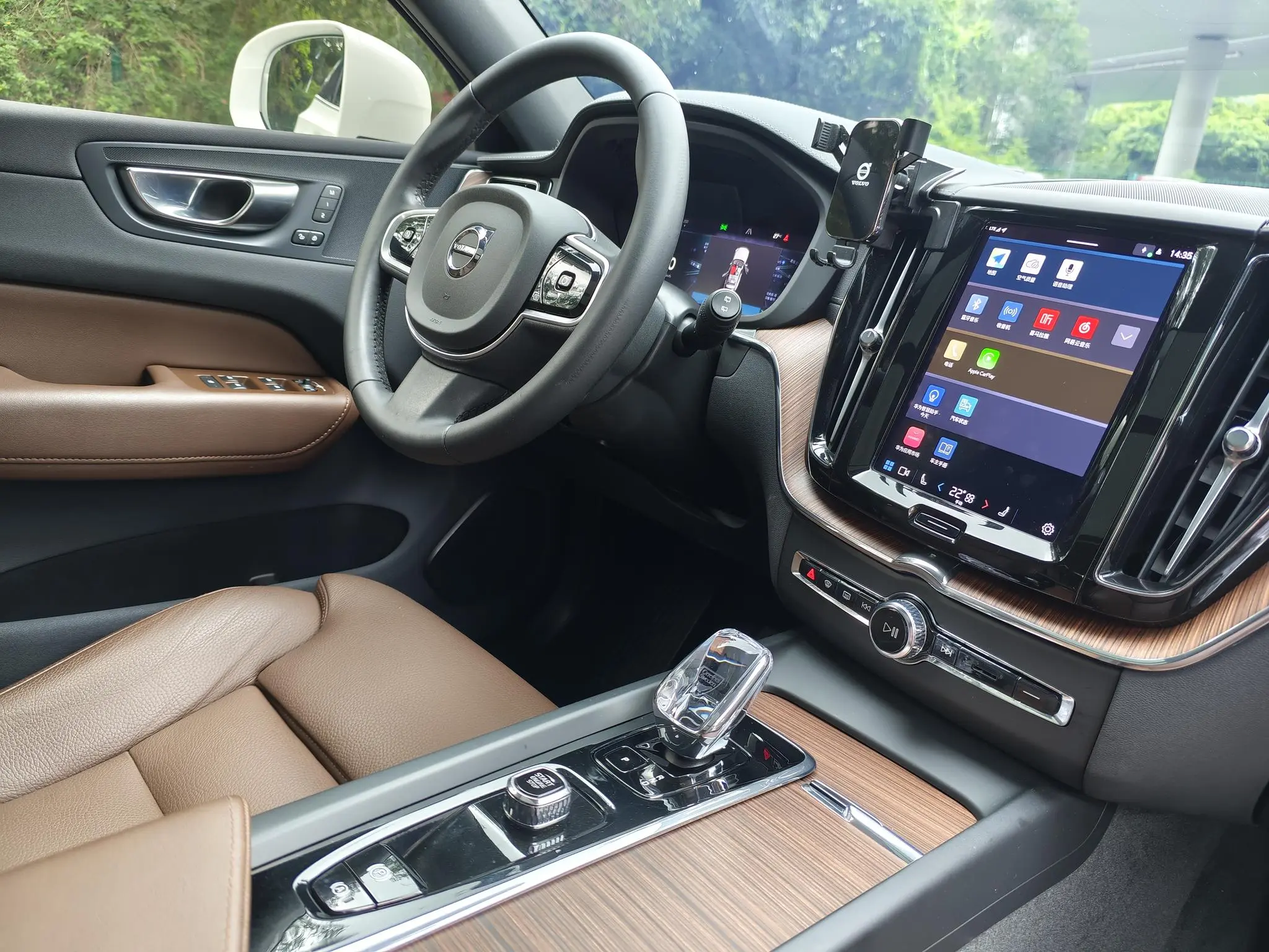 Volvo Volvo XC60 PHEV T8 four-wheel drive long battery life Zhiyuan Deluxe Edition