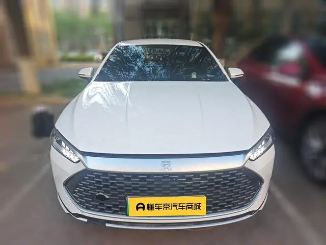 BYD Qin PLUS DM DM-i Champion Edition 55KM Leading Type