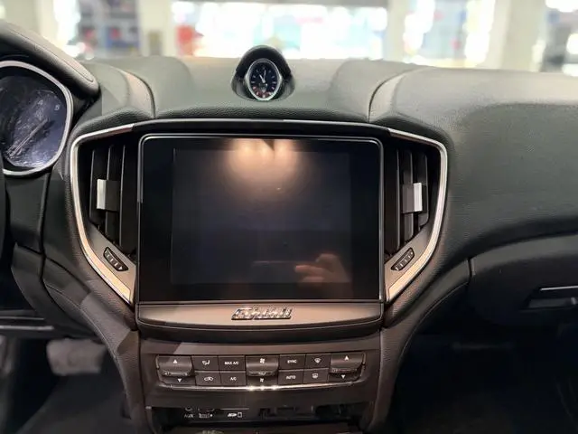 Maserati Ghibli 3.0T Standard Edition