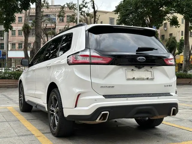 Ford Sharp World EcoBoost 245 four-wheel drive ST-Line 7-seater