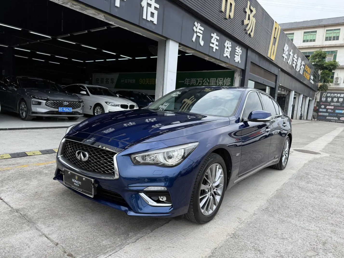 Infiniti Infiniti Q50L 2.0T Premium Version Country VI