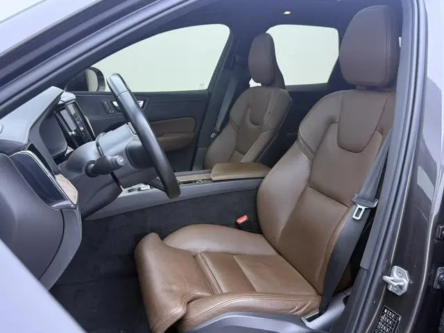 Volvo Volvo XC60 PHEV T8 four-wheel drive Zhiyuan Deluxe Edition