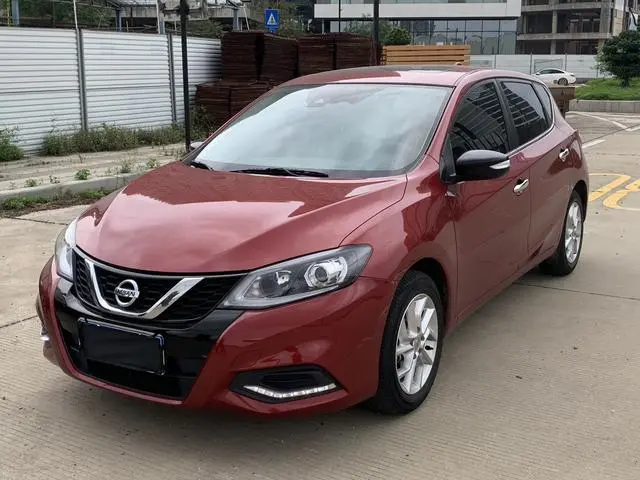 Nissan TIIDA 1.6L CVT Smart Travel Edition