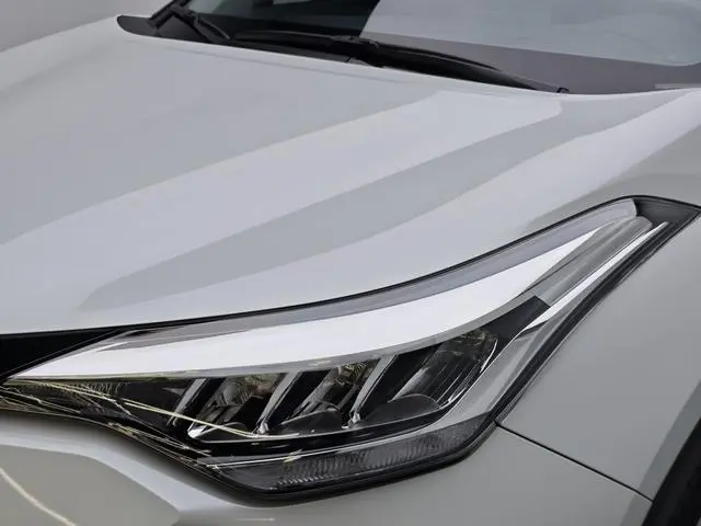 TOYOTA IZOA 2.0L Yixiang Edition