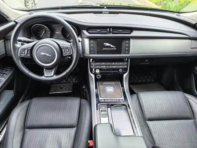 Jaguar Jaguar XFL XFL 2.0T 200PS Deluxe Edition