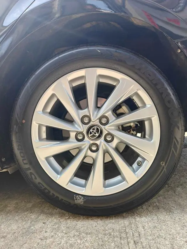 TOYOTA Camry 2.0G Deluxe Edition