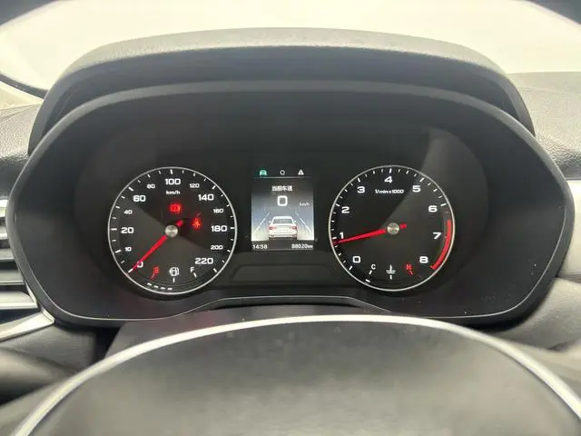Roewe Roewe i5 1.5L manual 4G Interconnection Linghao Edition Country VI