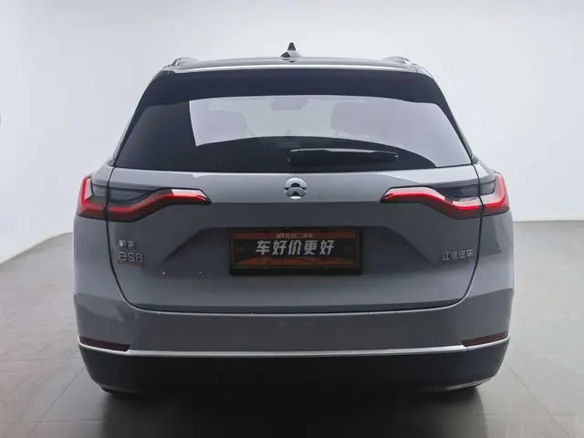 NIO NIO ES8 580KM base version six seats