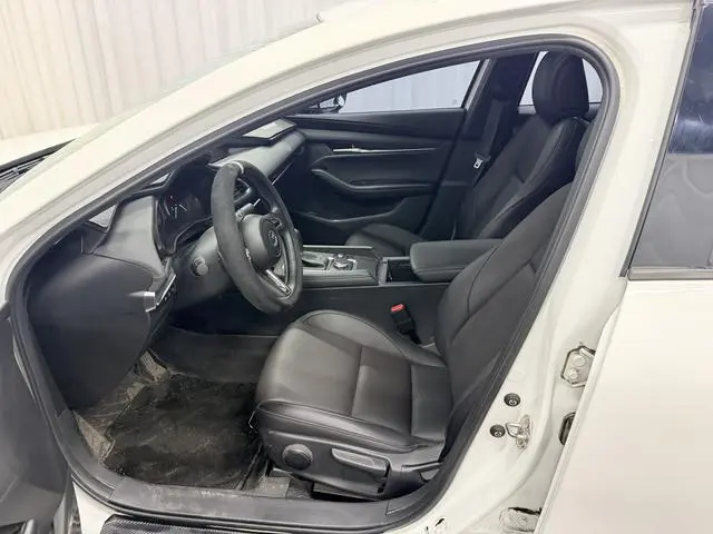 Mazda Mazda 3 Angkesaila 2.0L automatic quality elegant version