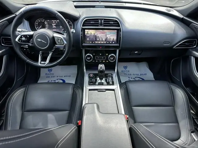 Jaguar Jaguar XEL 2.0T 200PS R-DYNAMIC Youth Sports Edition