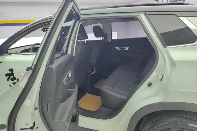 Dongfeng Fengshen Haoji Mach Dual Engine 1.5T MHD Dare to Dream Edition