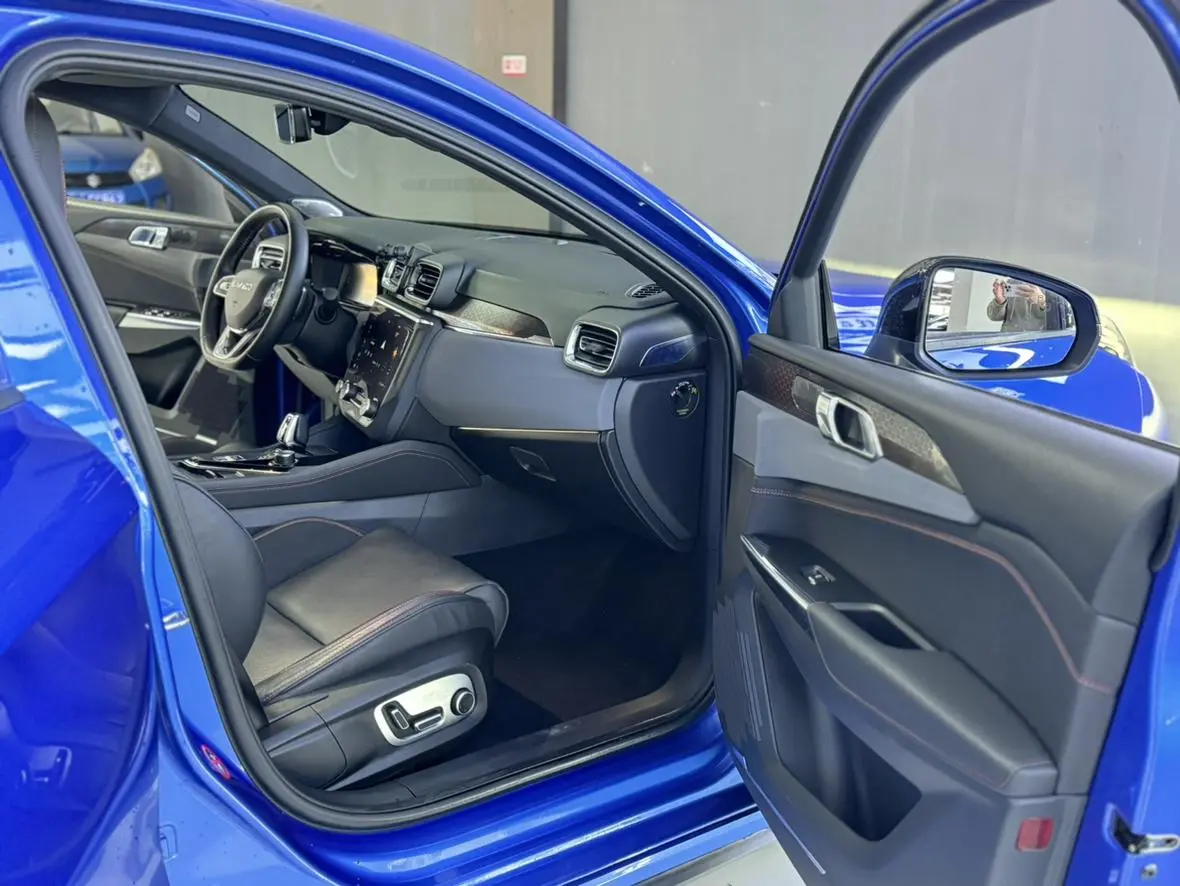 LYNK & CO Lynk 03 1.5TD DCT Jin Pro Version