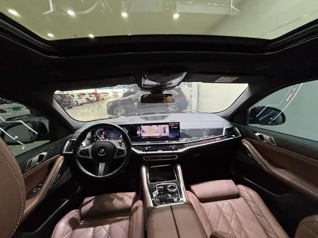 BMW BMW X6 Facelift xDrive30i M sports suit