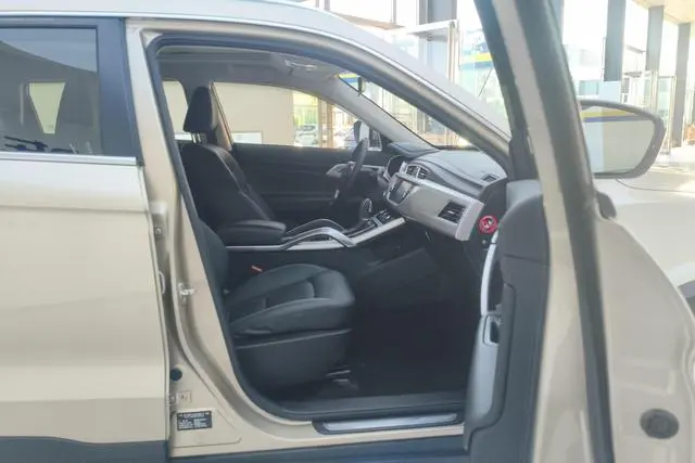 Geely Boyue 1.8TD automatic two-wheel drive intelligent 4G connected version