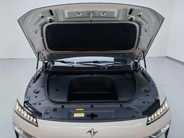 Dongfeng eπ eπ007 Pure electric 530Pro version