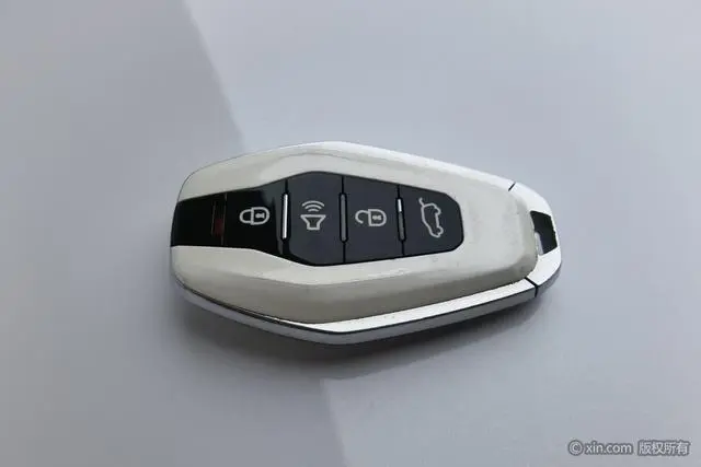 Dongnan Southeast DX8S 1.5T DCT Chief Edition 5 Seats