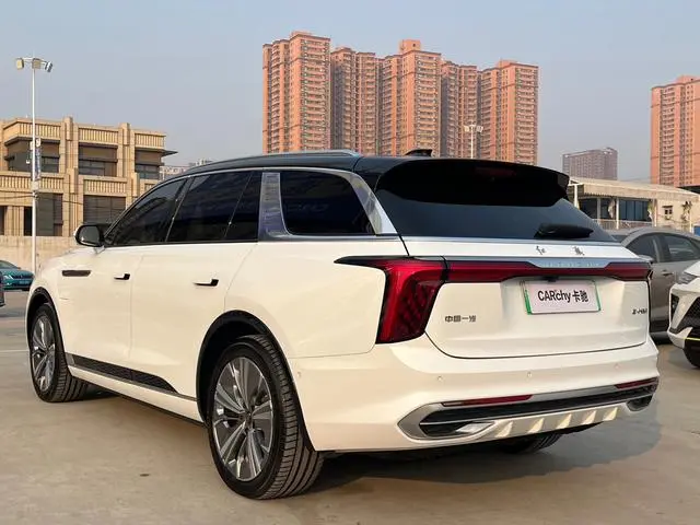 Hongqi Hongqi E-HS9 660km Qichang version six seats