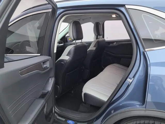 Ford Ruiji EcoBoost 245 two-wheel drive leisure model