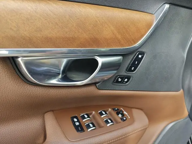 Volvo Volvo S90 PHEV T8 E-drive Hybrid Zhiyi Deluxe Edition