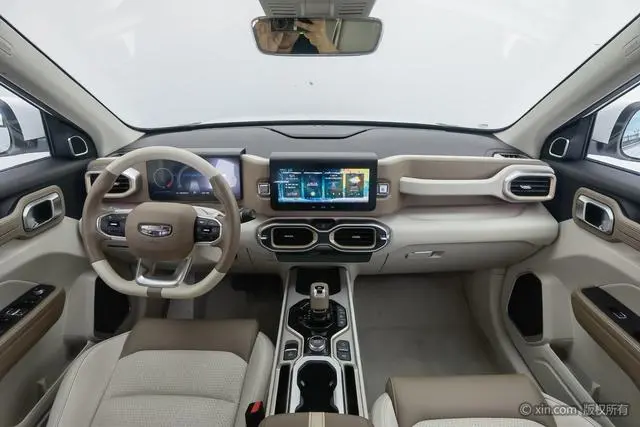 Geely Geely ICON 1.5TD DCT i9