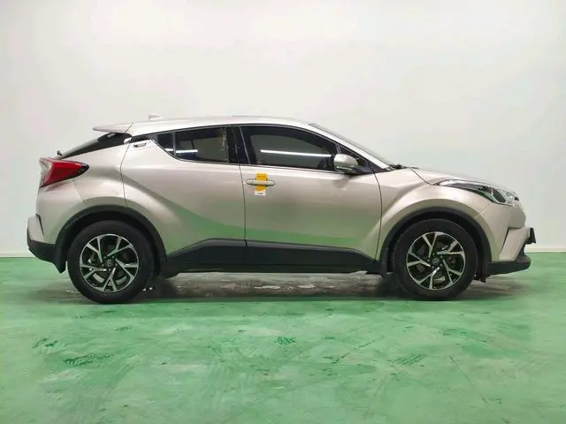 TOYOTA Toyota C-HR 2.0L Leading version