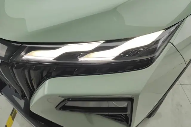 Dongfeng Fengshen Haoji Mach Dual Engine 1.5T MHD Dare to Dream Edition