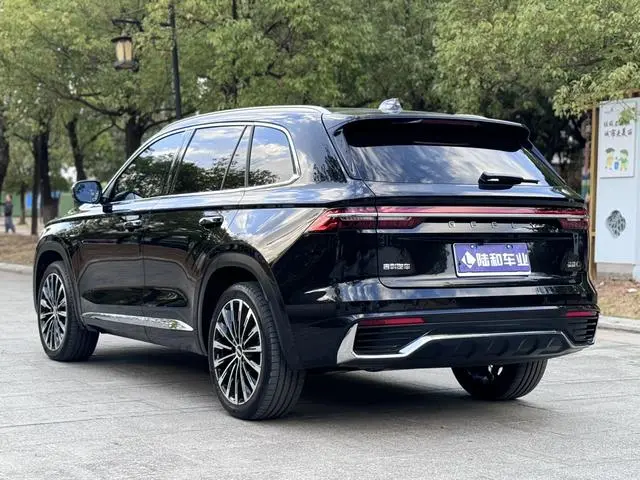 Geely Xingyue L 2.0TD high-power automatic two-wheel drive Dongfang Yao Lanxing version