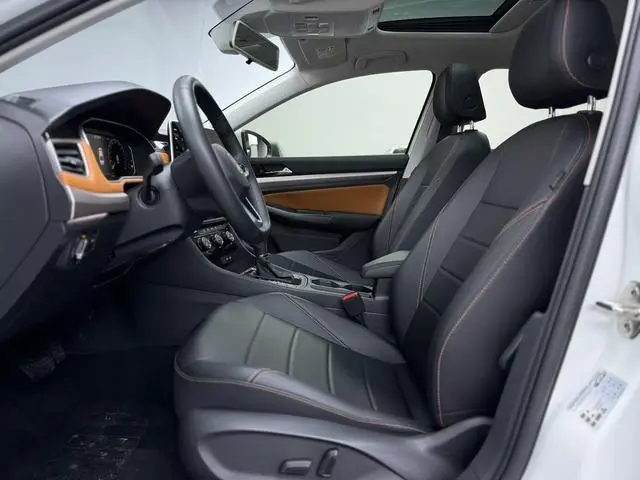 Volkswagen Bora 200TSI DSG Smart Bank PRO Edition