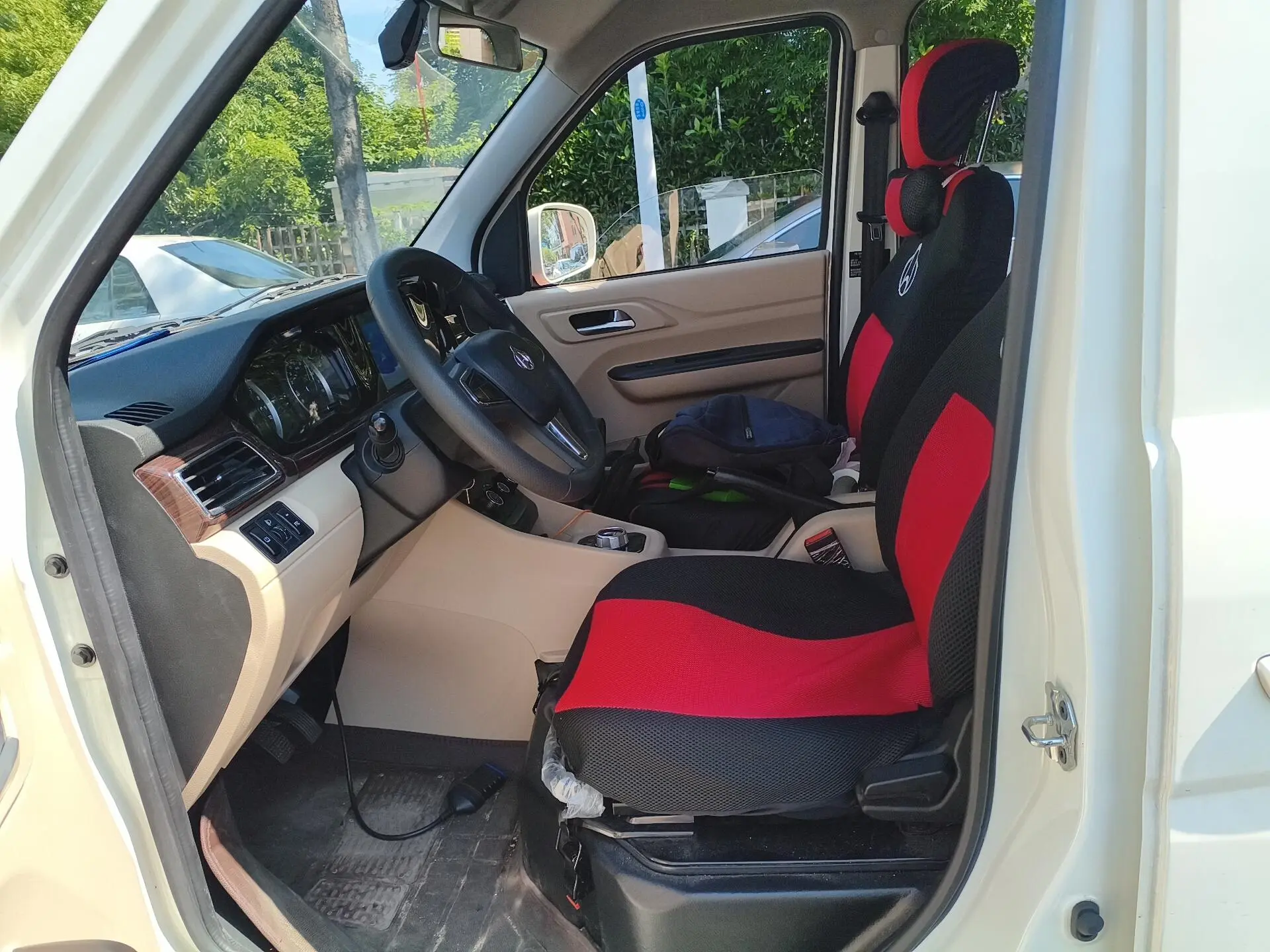 Changan Kuayue Cross Star V7 EV 239km passenger version comfortable 6 seats