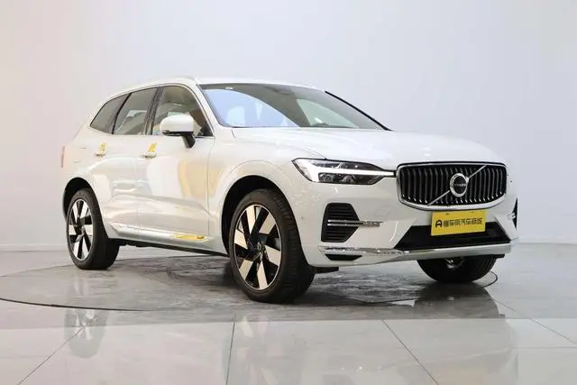 Volvo Volvo XC60 PHEV T8 four-wheel drive long battery life Zhiyuan Deluxe Edition