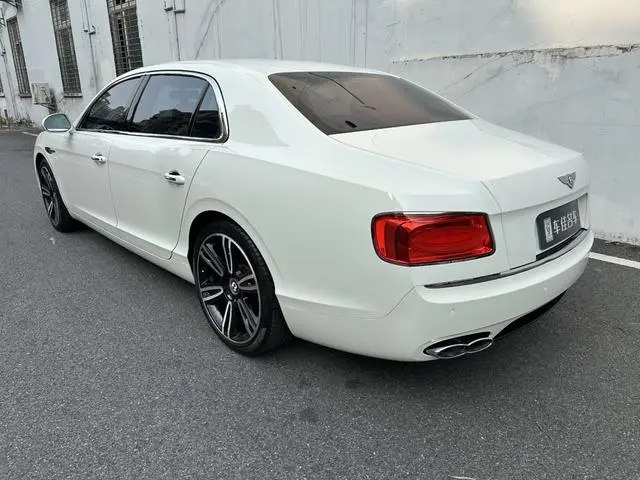 Bentley Flying 4.0T V8 Standard Edition