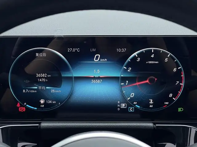 Mercedes-Benz Mercedes-Benz GLA GLA 200